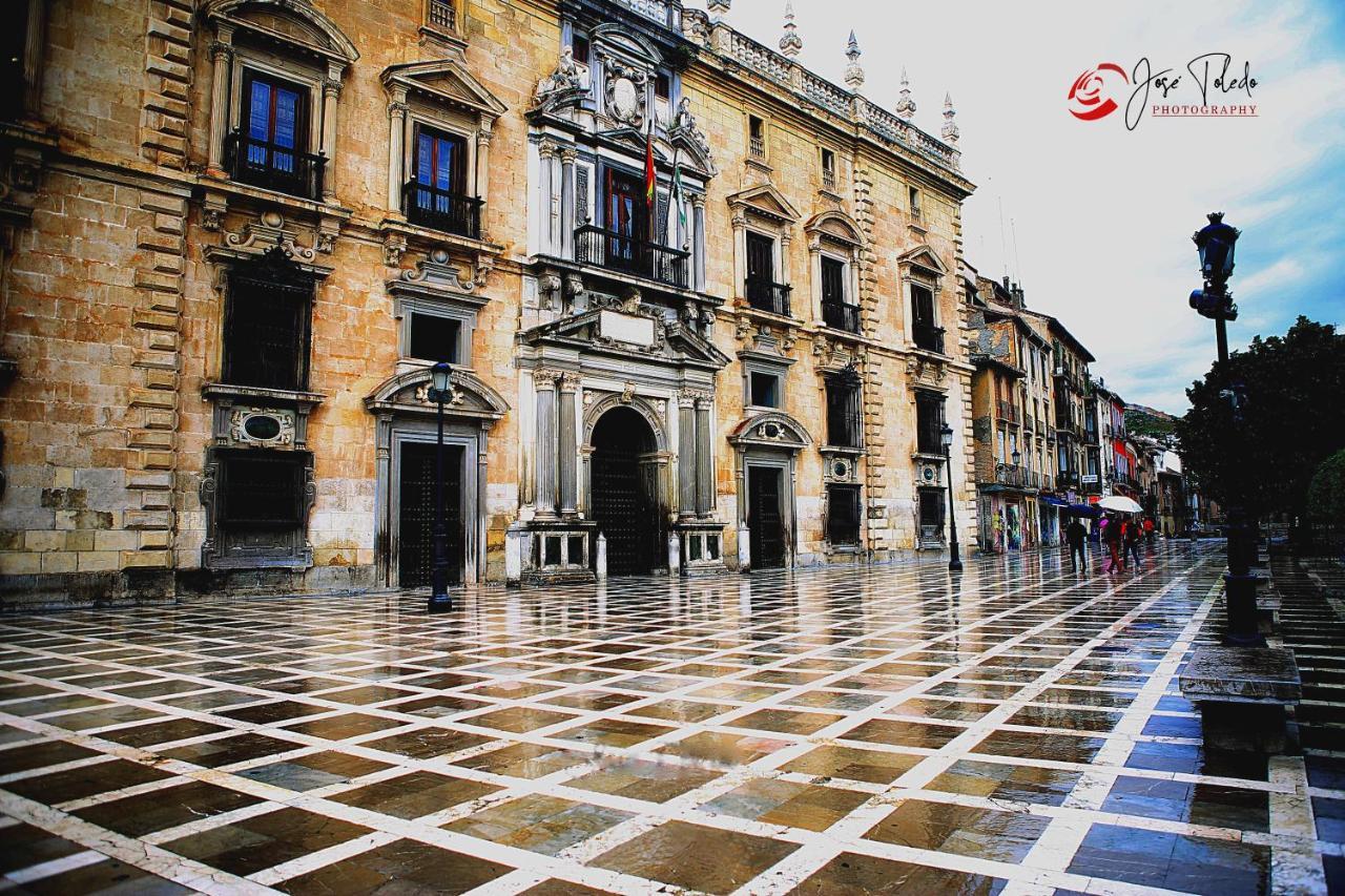 Majestuosa Alhambra Nuevo Apartamento Granada Luaran gambar