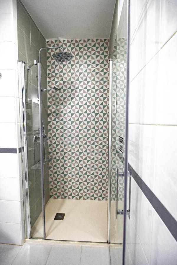 Majestuosa Alhambra Nuevo Apartamento Granada Luaran gambar